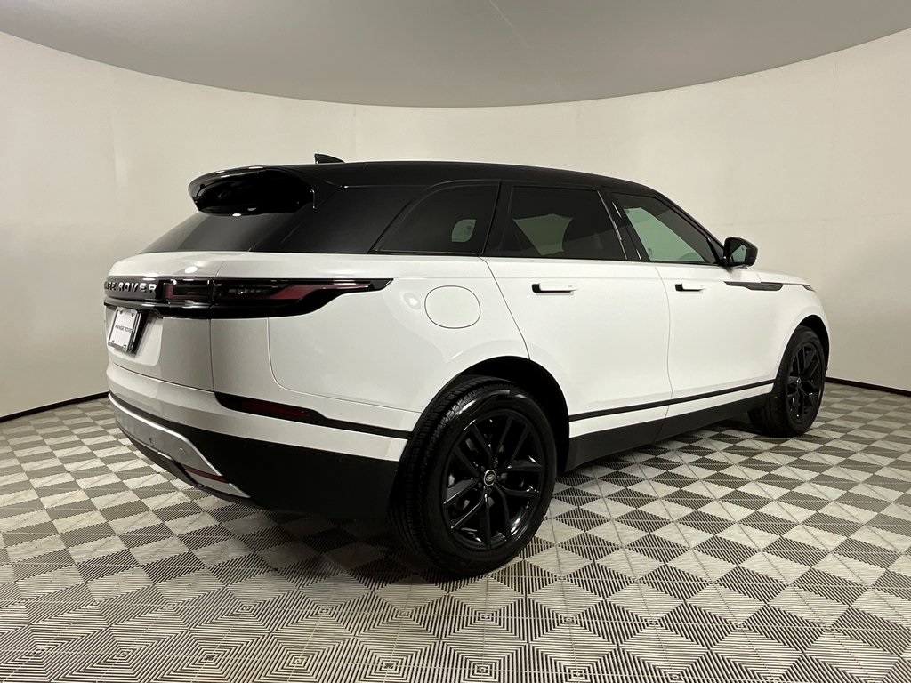 2026 Land Rover Range Rover Velar S photo 4