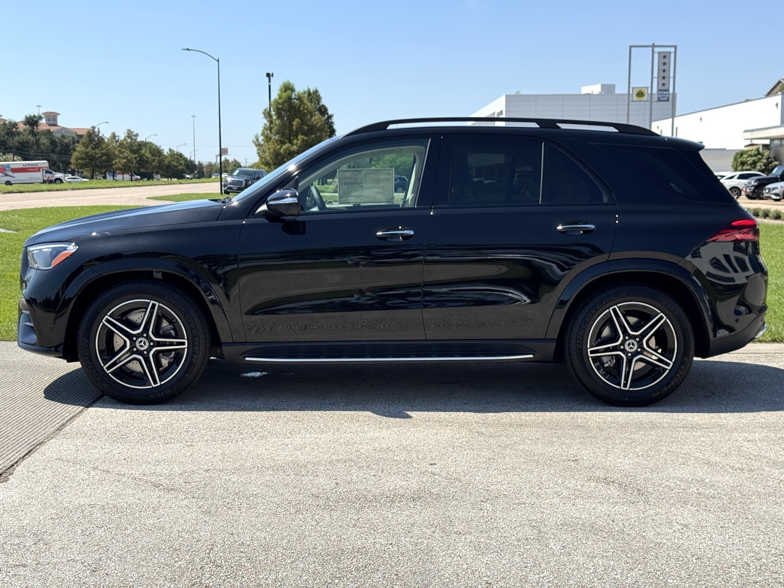 2026 Mercedes Benz GLE 450 4MATIC photo 4