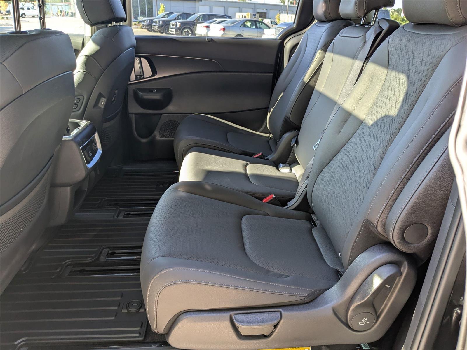 2026 Kia Carnival SX Prestige photo 25