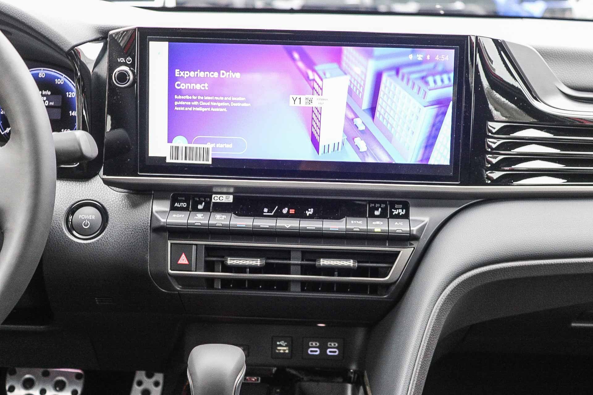 2025 Toyota Camry XSE photo 14