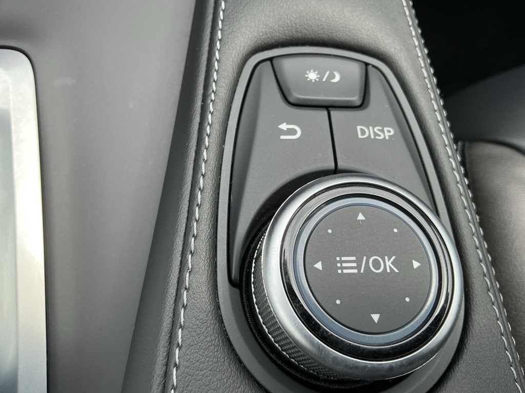 2024 Infiniti QX50 Luxe photo 14