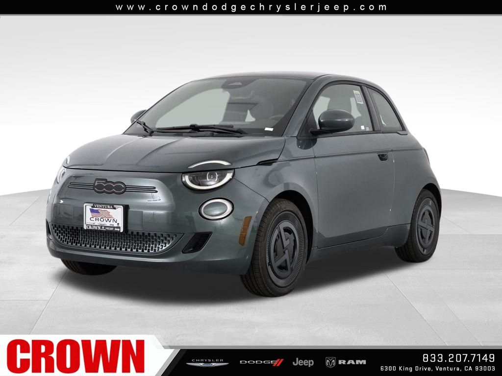 2025 Fiat 500e La Prima photo 2