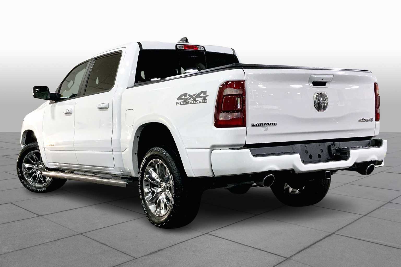 2022 Ram 1500 Laramie photo 8
