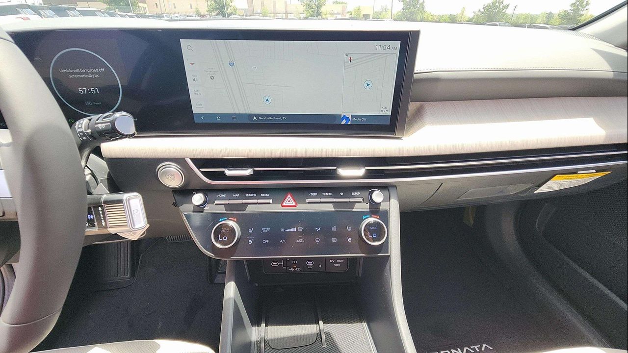 2025 Hyundai Sonata Hybrid Limited photo 19