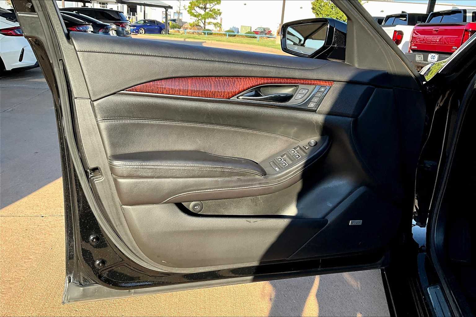 2014 Cadillac CTS Luxury photo 23