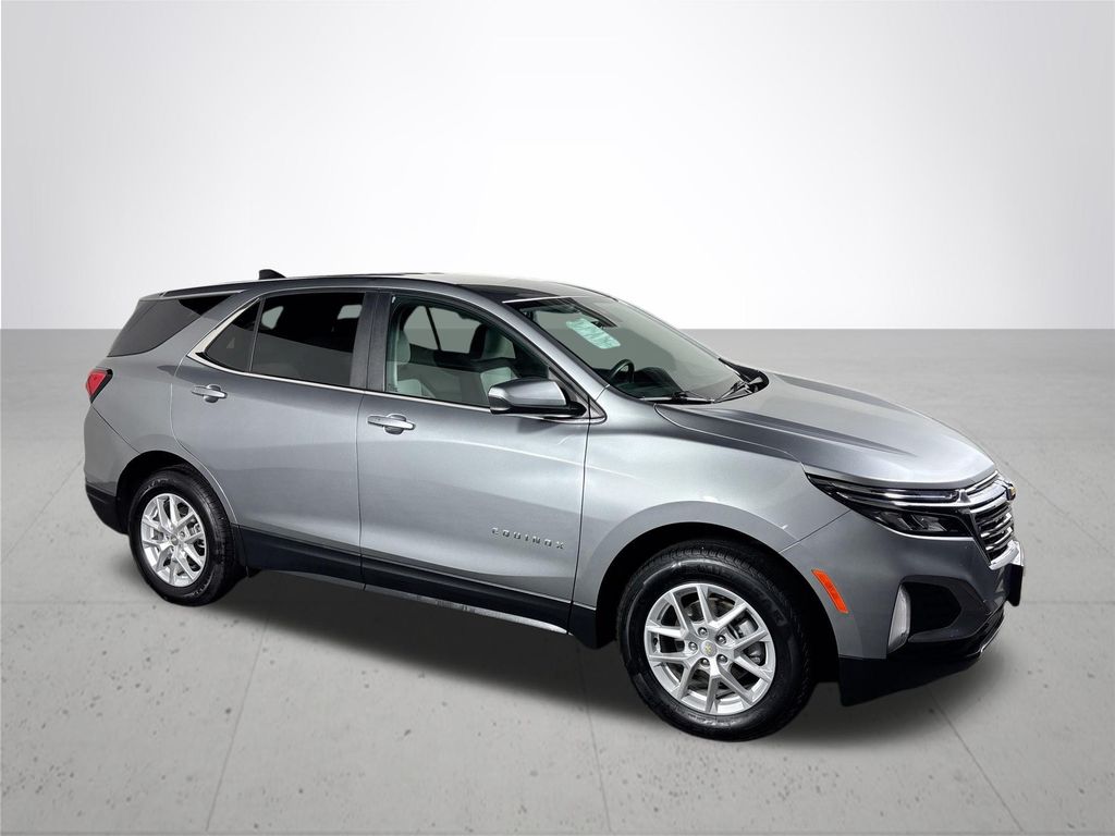 2023 Chevrolet Equinox LT photo 4