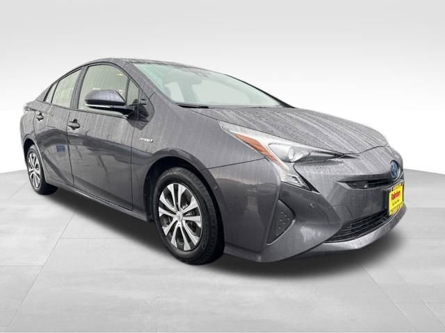 2018 Toyota Prius Two's photo