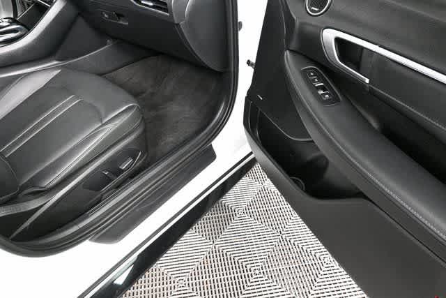 2021 Hyundai Sonata Limited photo 23