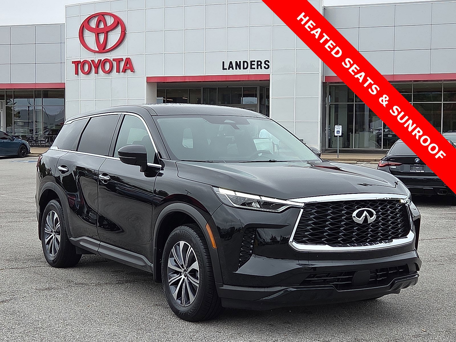 2025 INFINITI QX60 PURE's photo