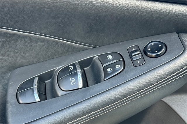 2021 Nissan Maxima Platinum photo 12