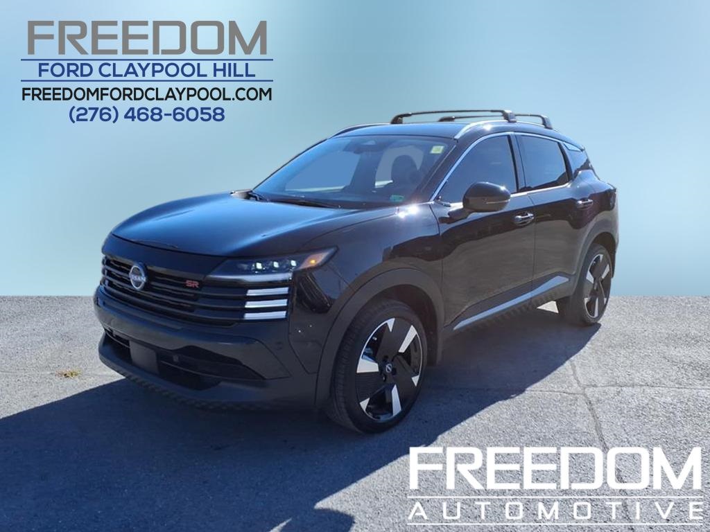 2025 Nissan Kicks SR's photo