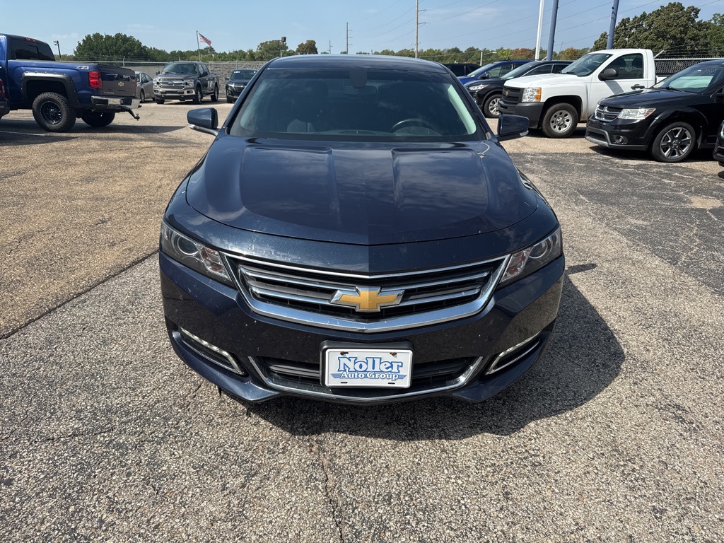 Used 2018 Chevrolet Impala 1LT with VIN 2G1105S32J9127938 for sale in Kansas City
