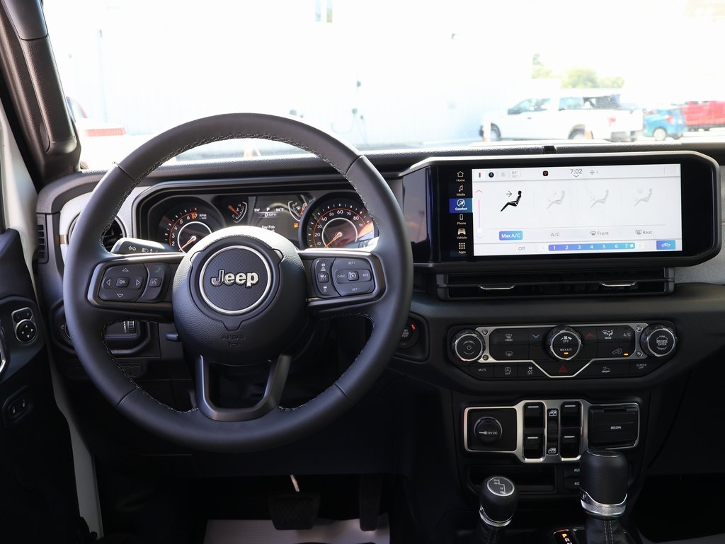 2025 Jeep Gladiator Sport S photo 17