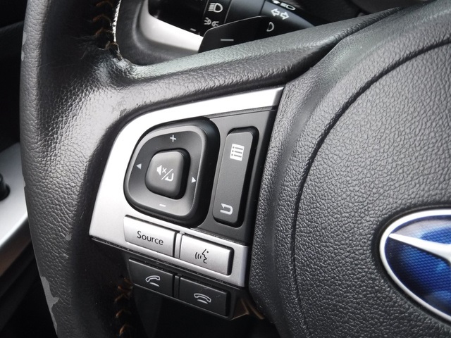 2016 Subaru Crosstrek 2.0i Premium photo 17
