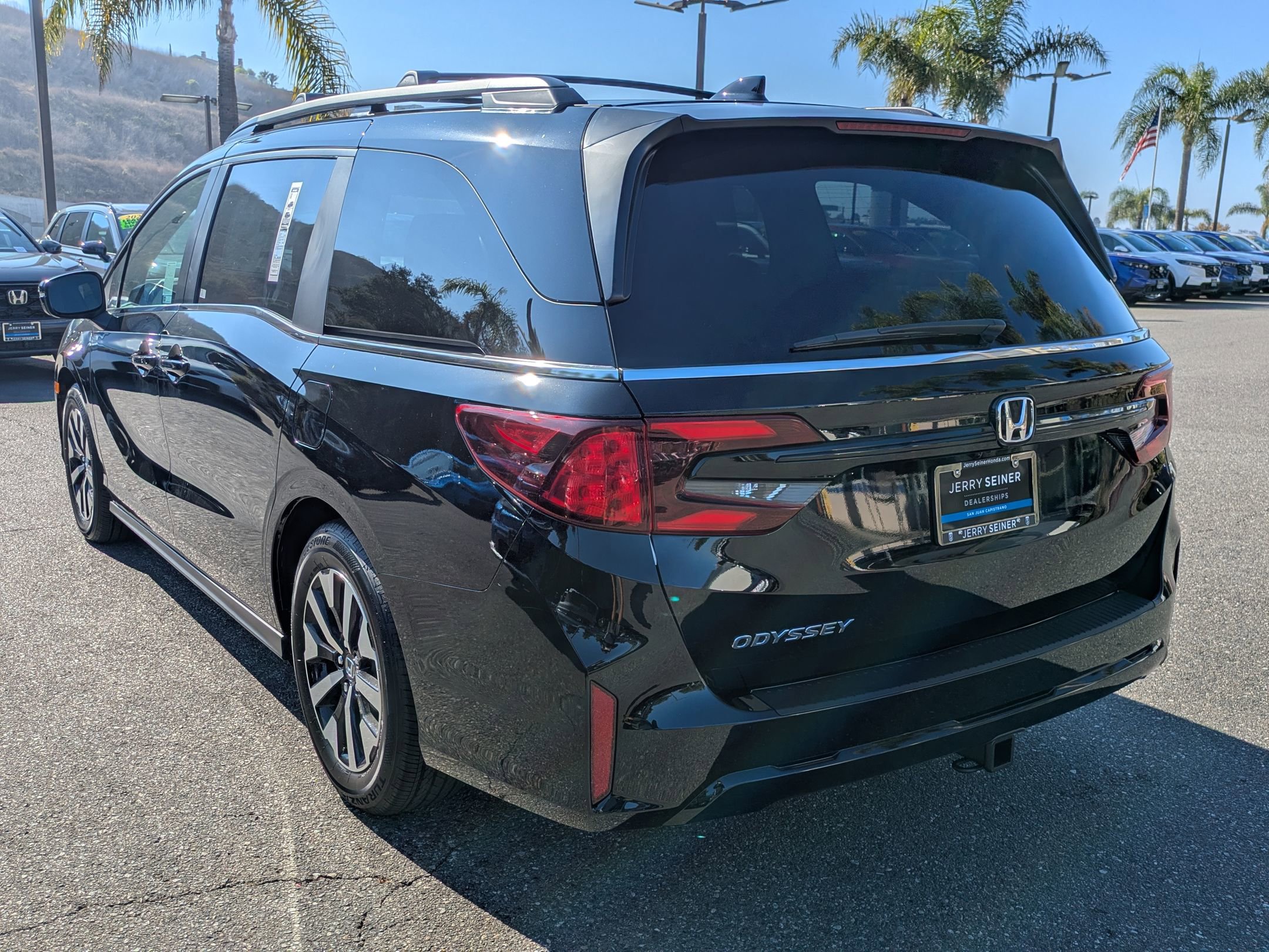 2026 Honda Odyssey EX-L photo 3