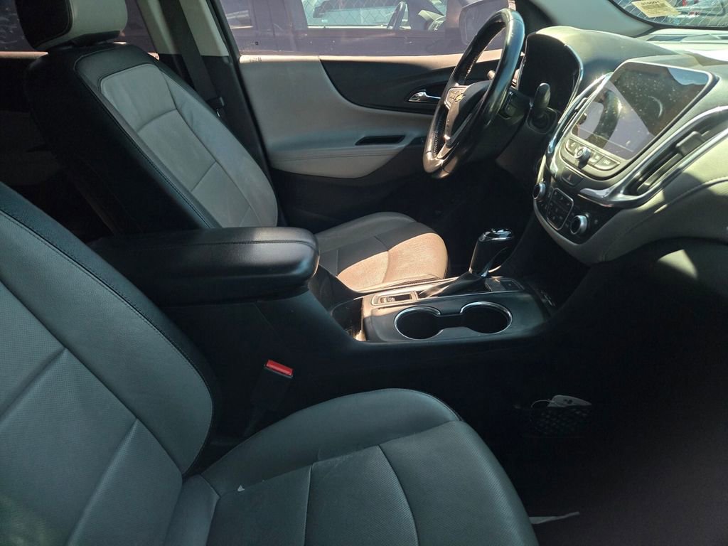 2018 Chevrolet Equinox Premier photo 3