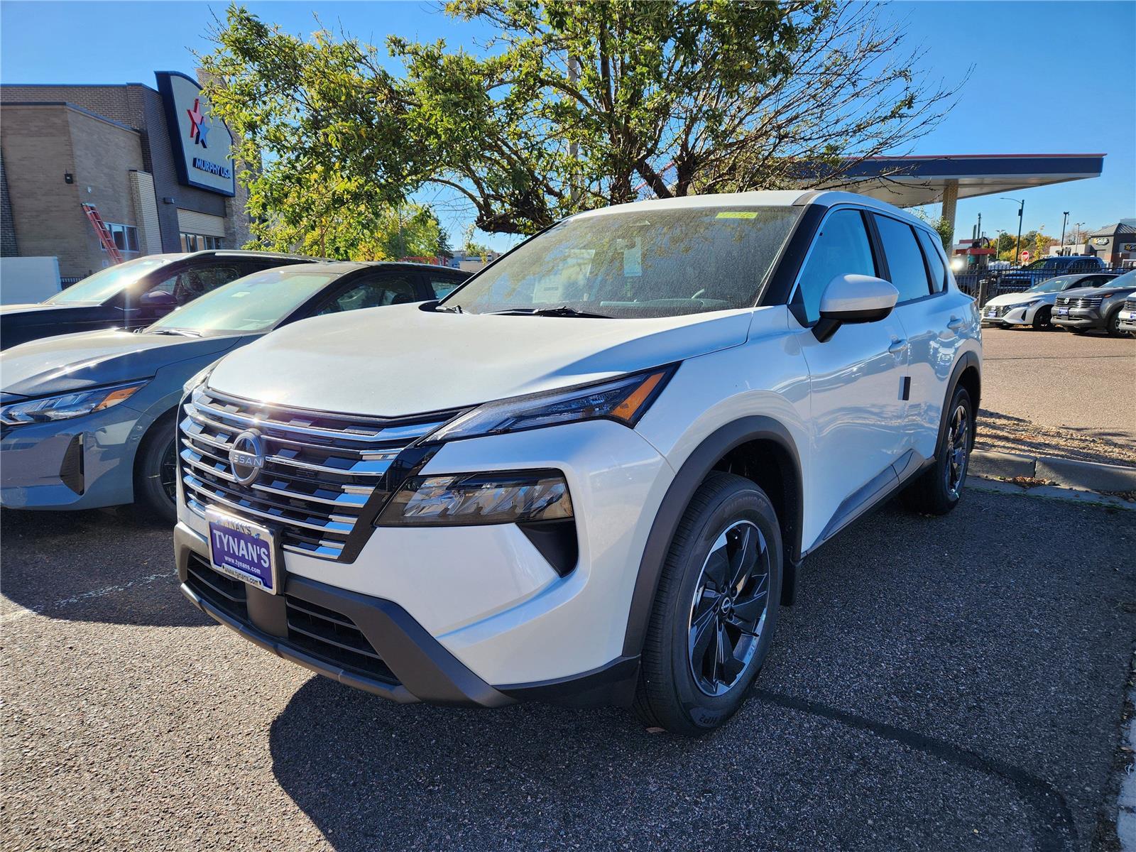 2026 Nissan Rogue SV photo 2