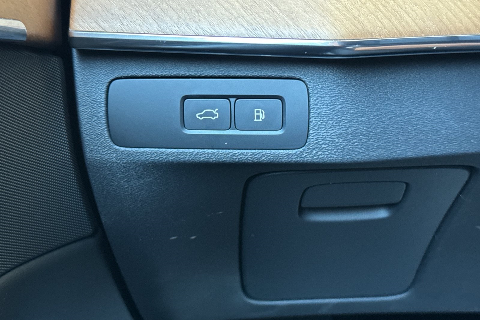 2024 Volvo XC90 Recharge T8 Plus photo 33