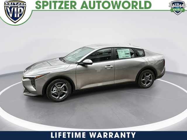 2025 Kia K4 LXS's photo