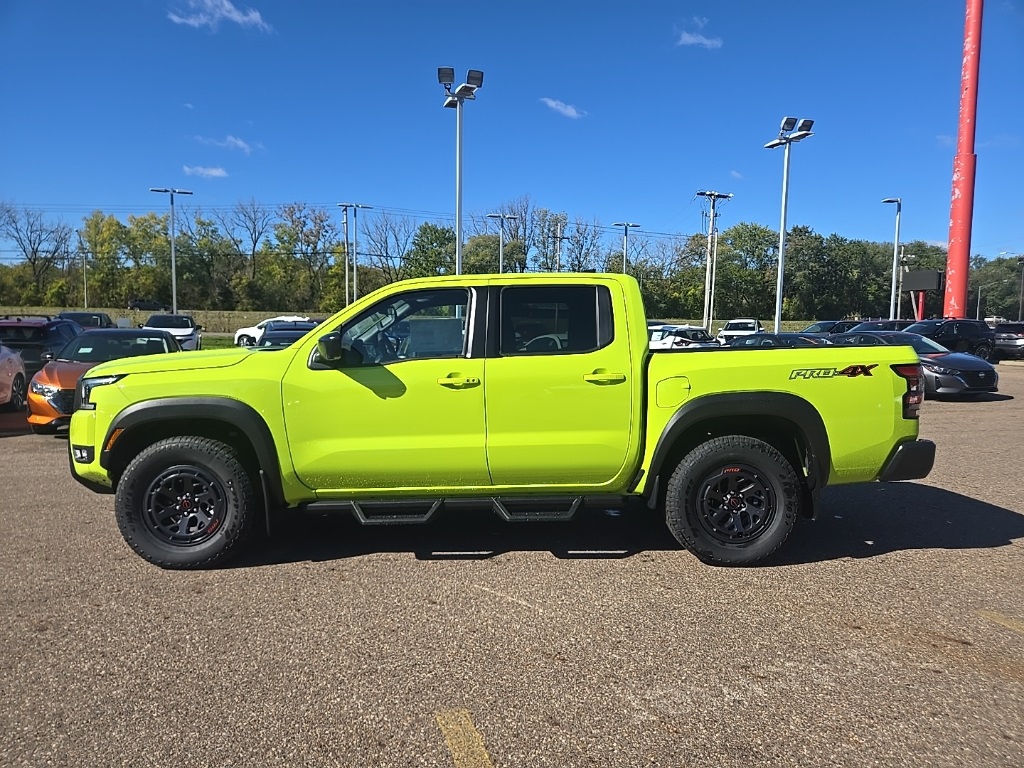 2026 Nissan Frontier Crew Cab PRO-4X photo 4