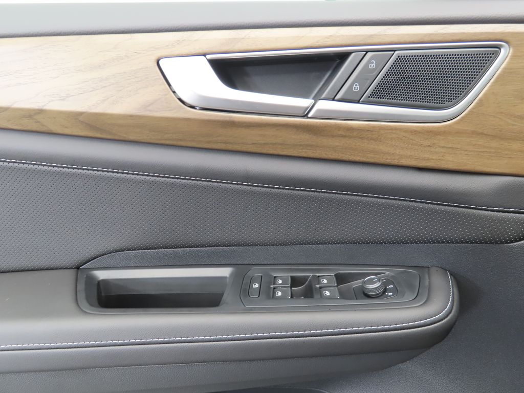 2026 Volkswagen Atlas SE Technology photo 23