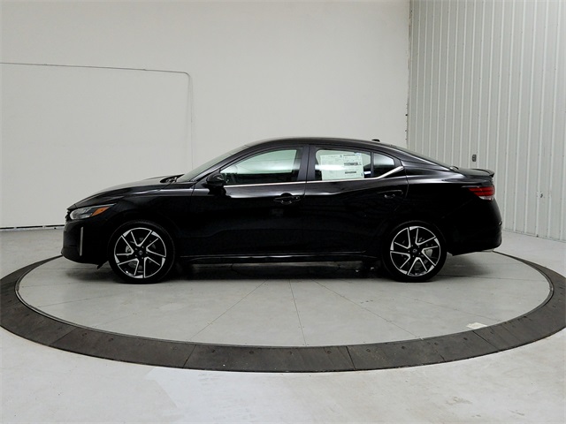 2025 Nissan Sentra SR photo 4