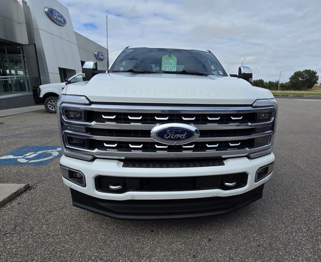2024 Ford F-250 Platinum photo 4