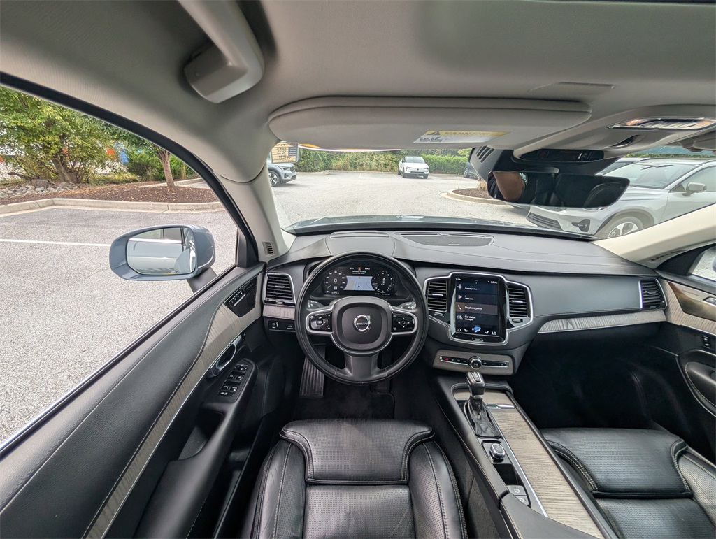 2022 Volvo XC90 T6 Inscription photo 4