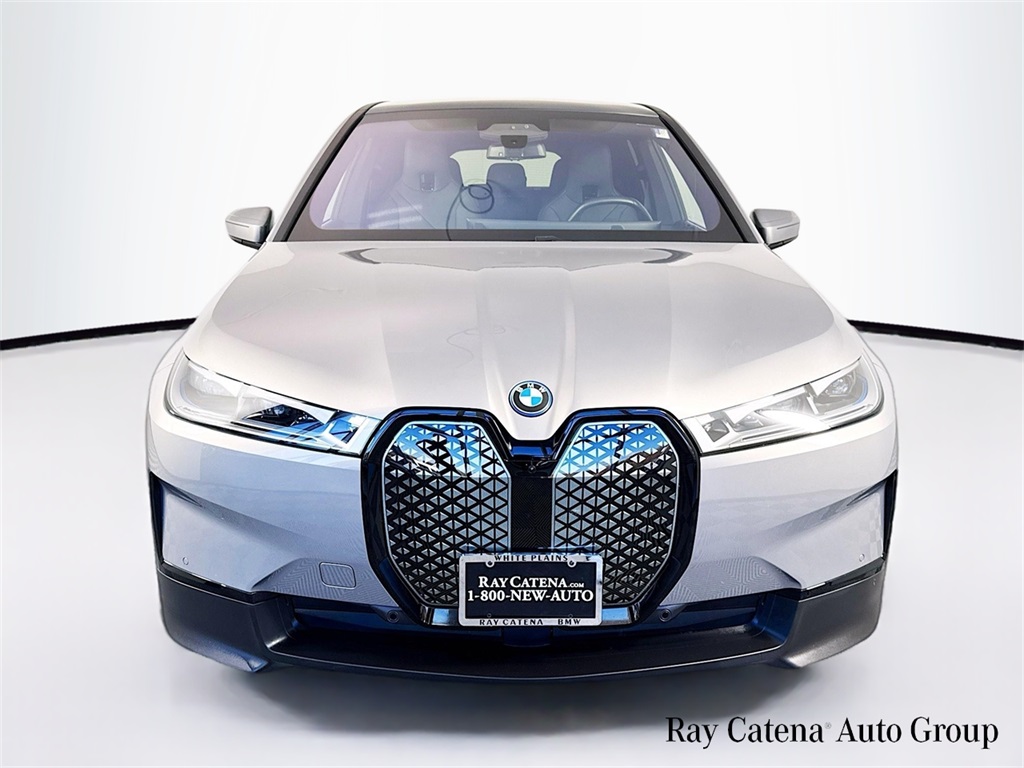 2025 Bmw iX photo 2