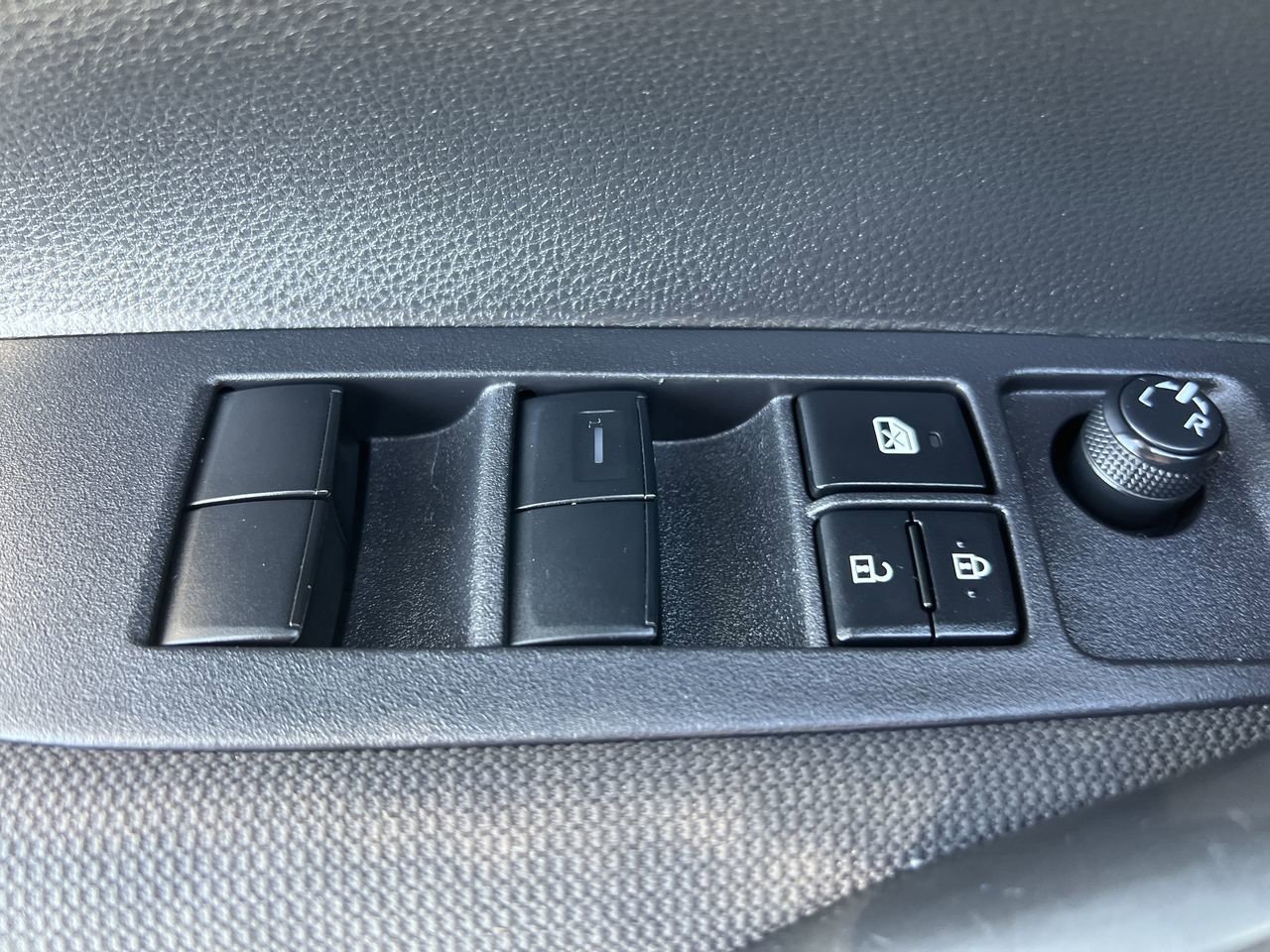 2024 Toyota Corolla LE photo 15