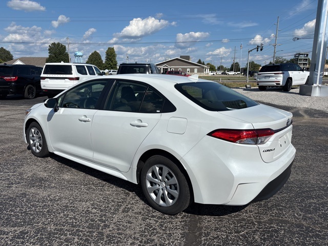 2024 Toyota Corolla LE photo 5