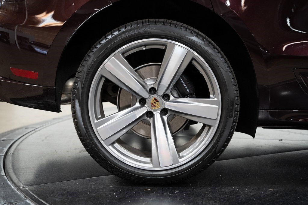 2024 Porsche Macan photo 10