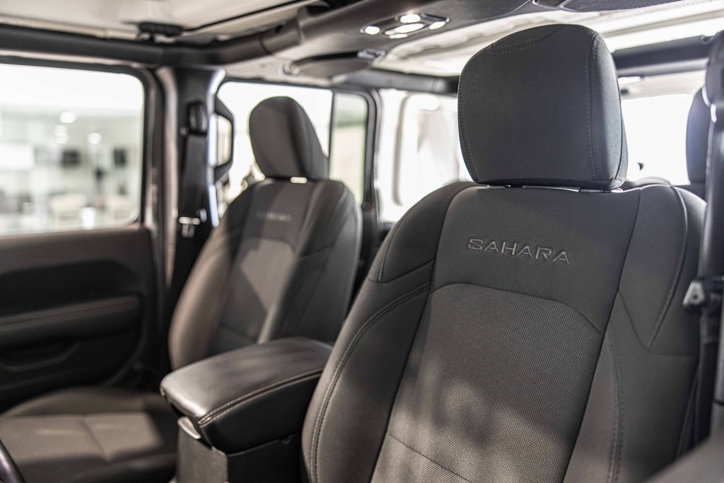 2022 JEEP WRANGLER - Image 16