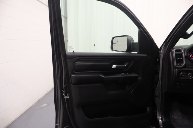 2025 Ram 1500 Tradesman photo 9