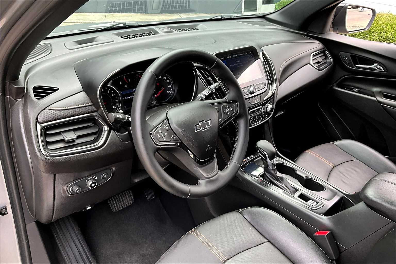 2023 Chevrolet Equinox Premier photo 12