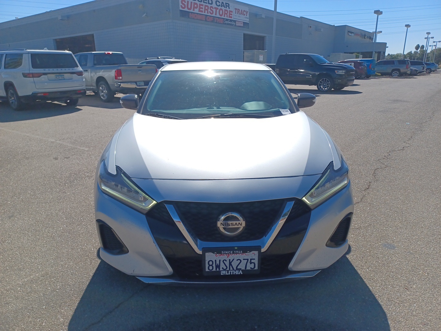 2019 Nissan Maxima SV photo 2