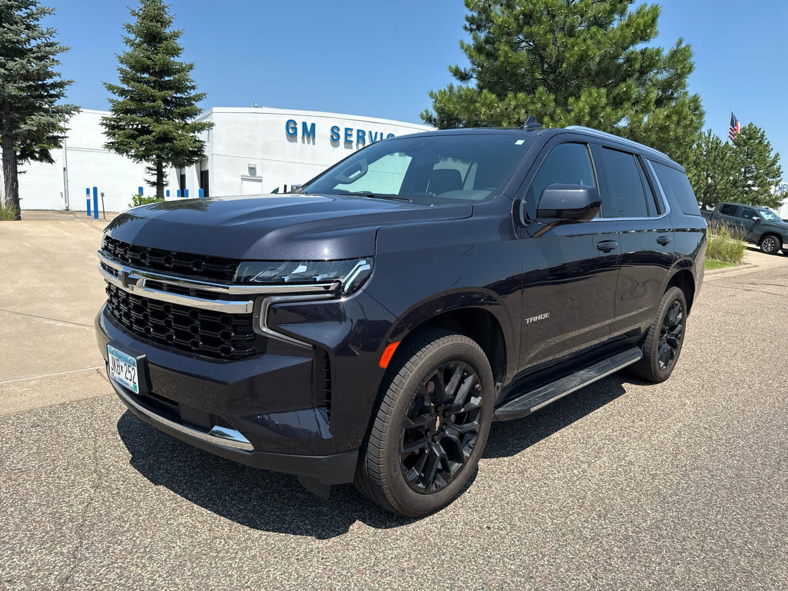 Used 2023 Chevrolet Tahoe LS with VIN 1GNSKMKD7PR119025 for sale in Brooklyn Center, Minnesota
