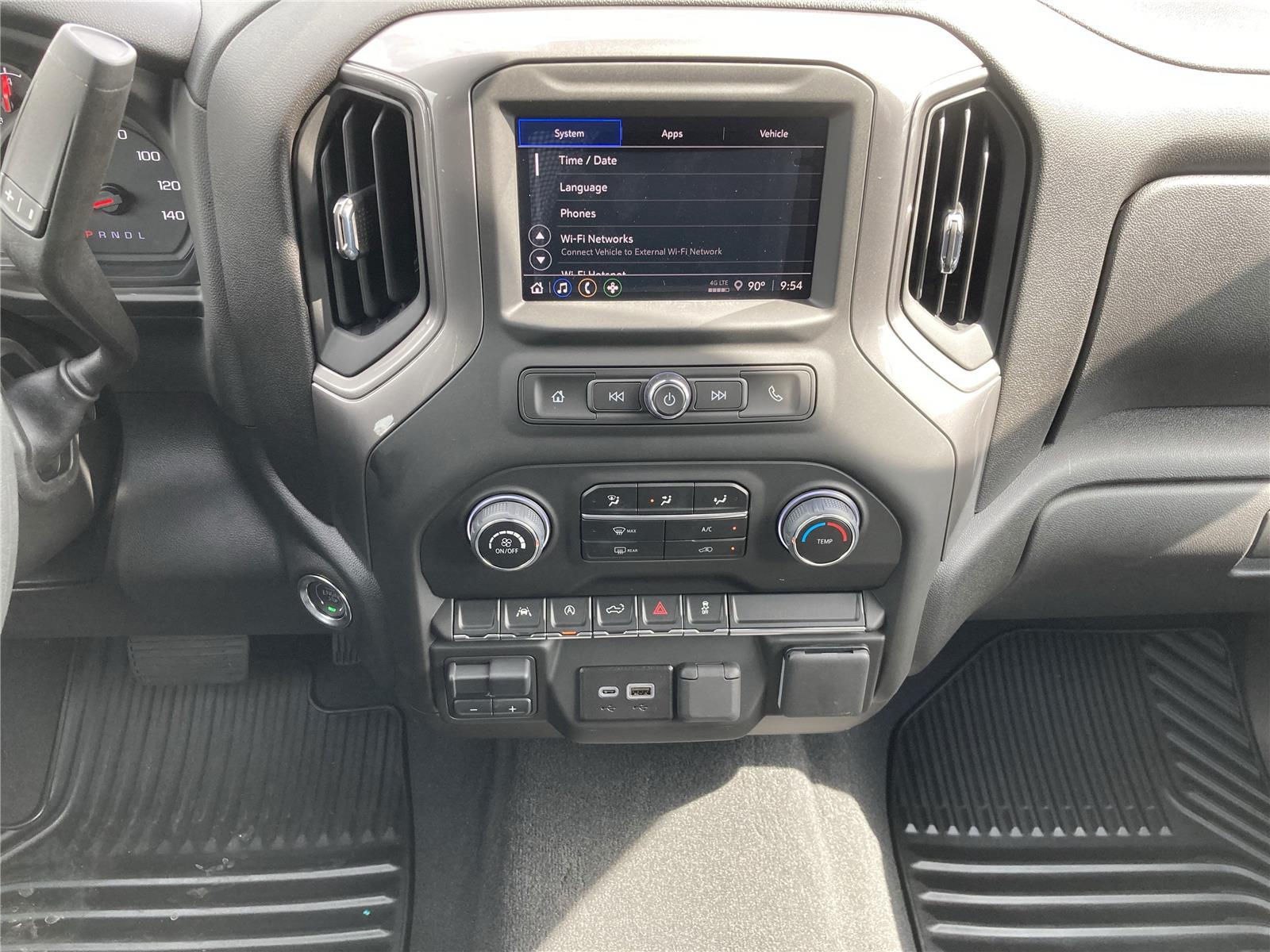 2026 Chevrolet Silverado 1500 Custom photo 11