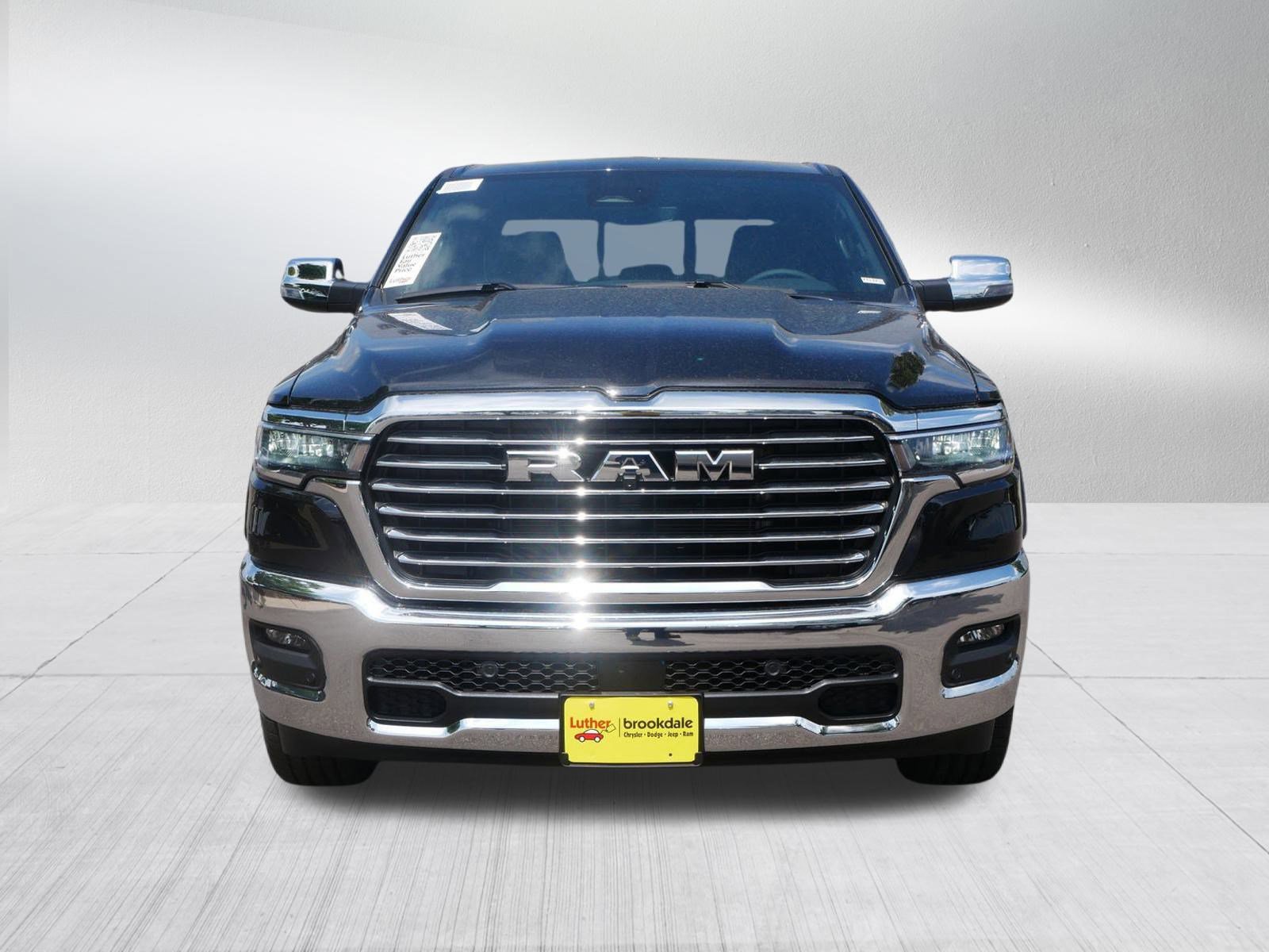 2026 Ram 1500 Laramie photo 2