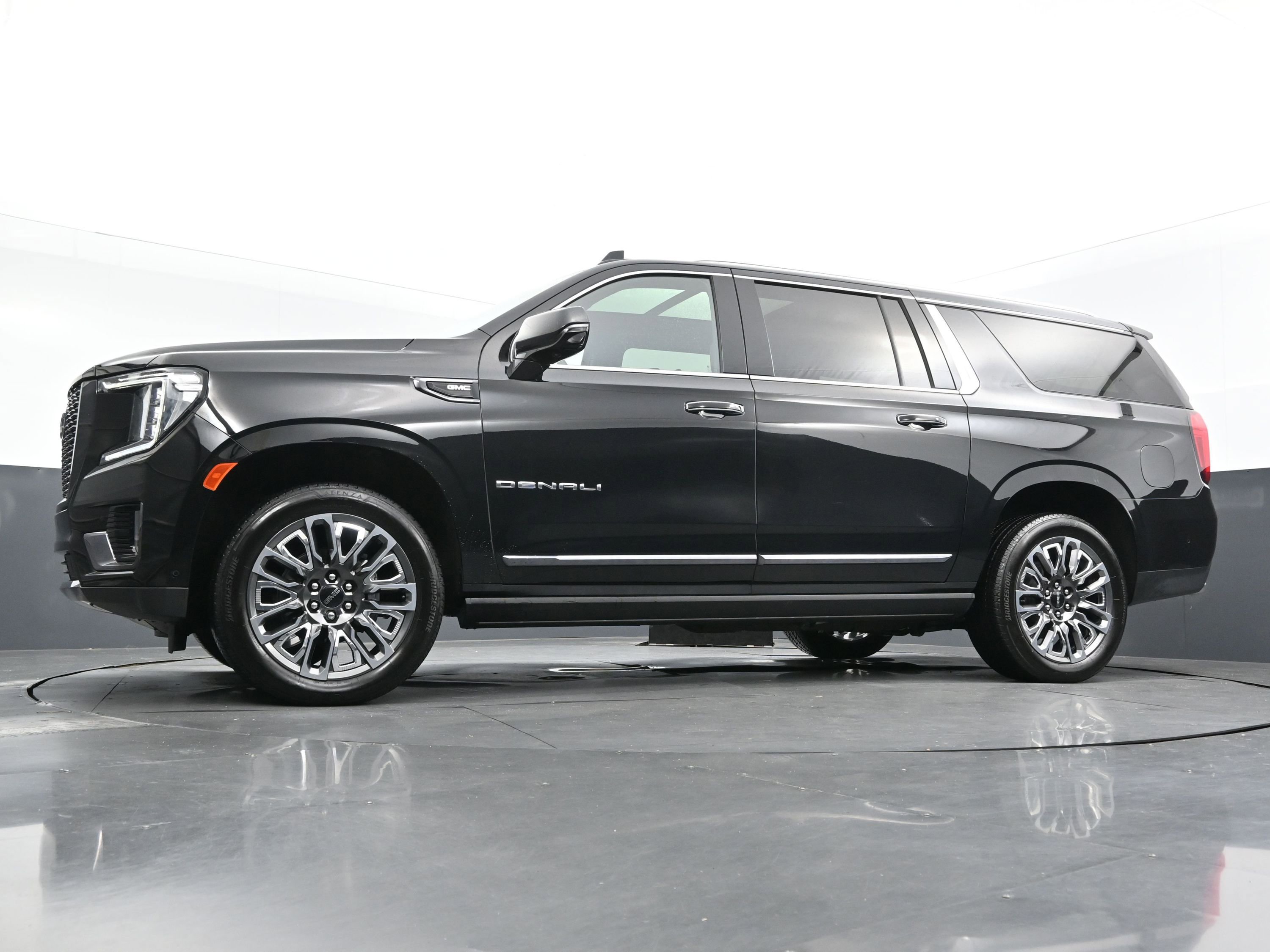 2024 Gmc Yukon XL Denali Ultimate photo 18