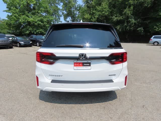 2025 Honda Odyssey Touring photo 4