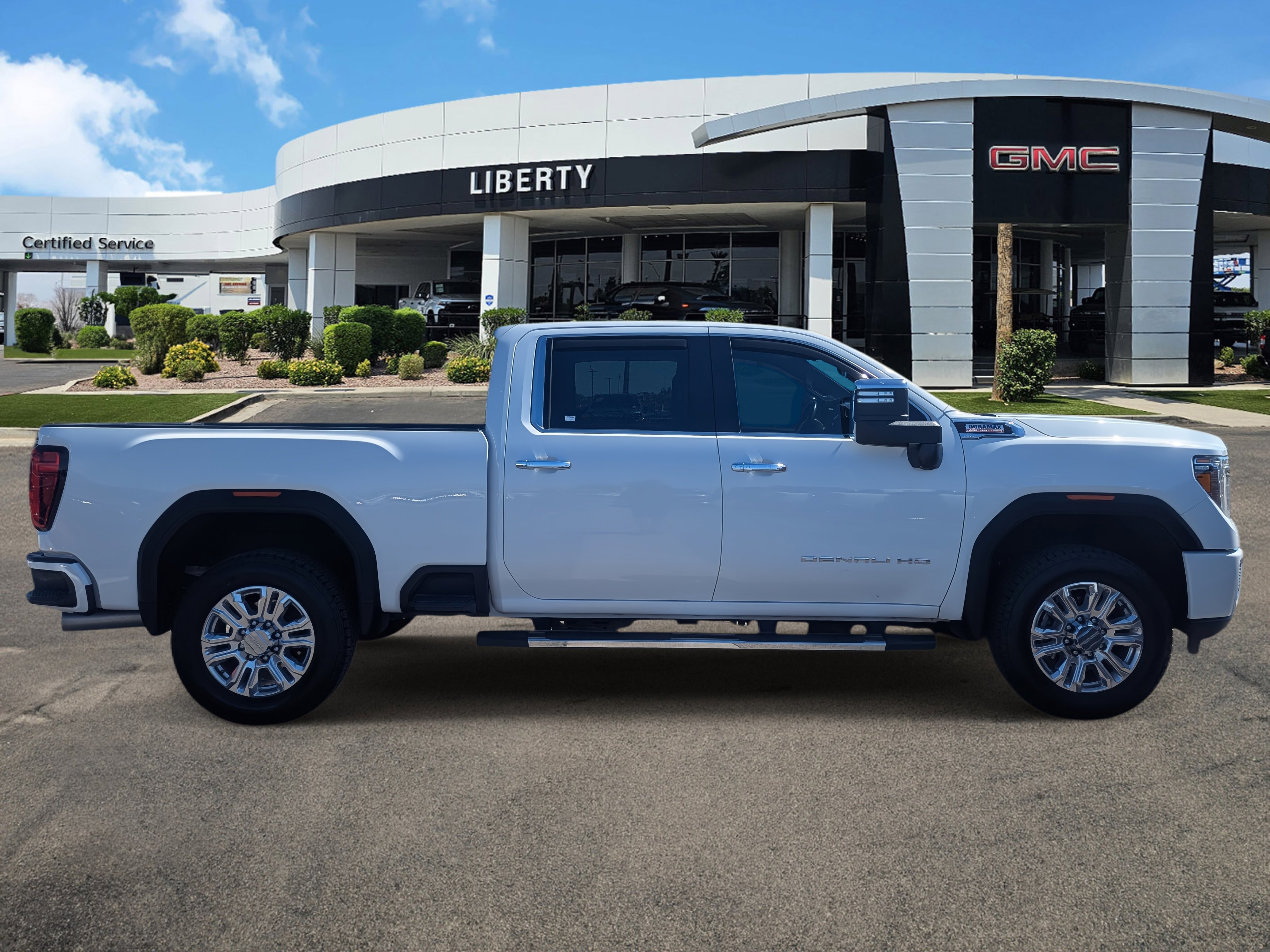 2020 Gmc Sierra 2500 HD Denali photo 2