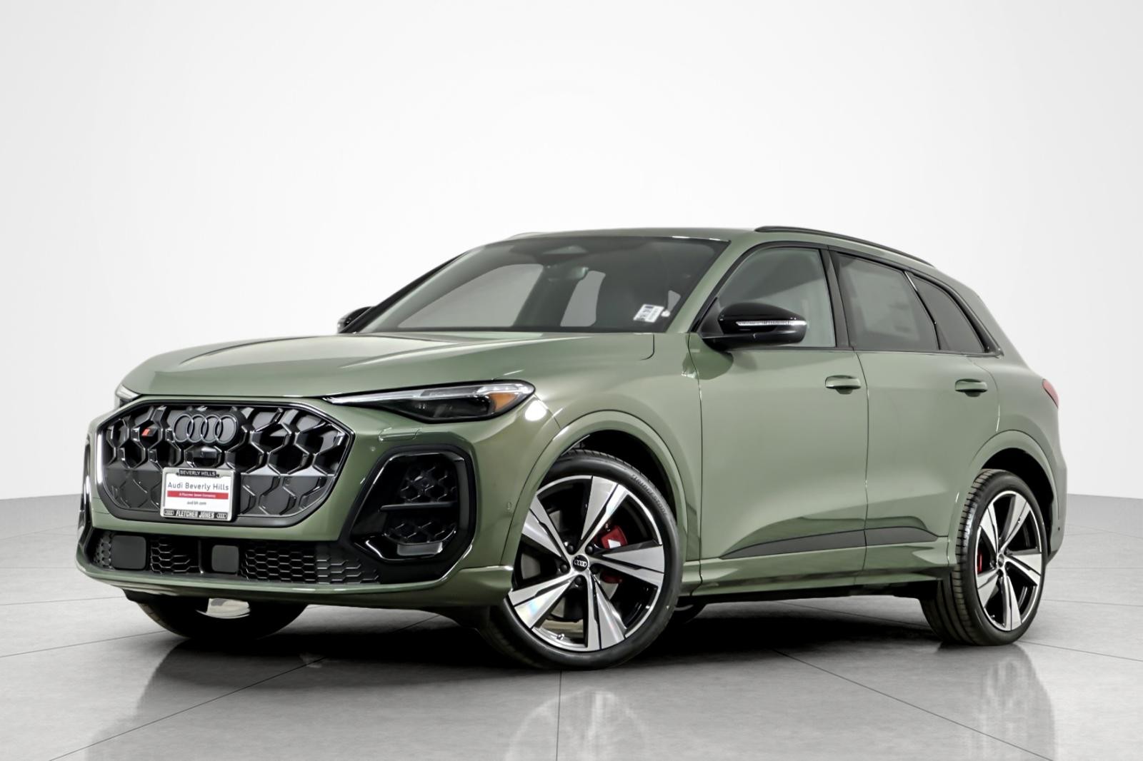 2025 Audi New SQ5 Premium Plus's photo
