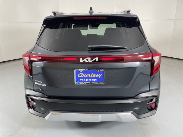 2026 Kia Seltos S photo 7