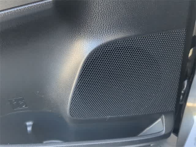 2017 Toyota RAV4 XLE photo 21