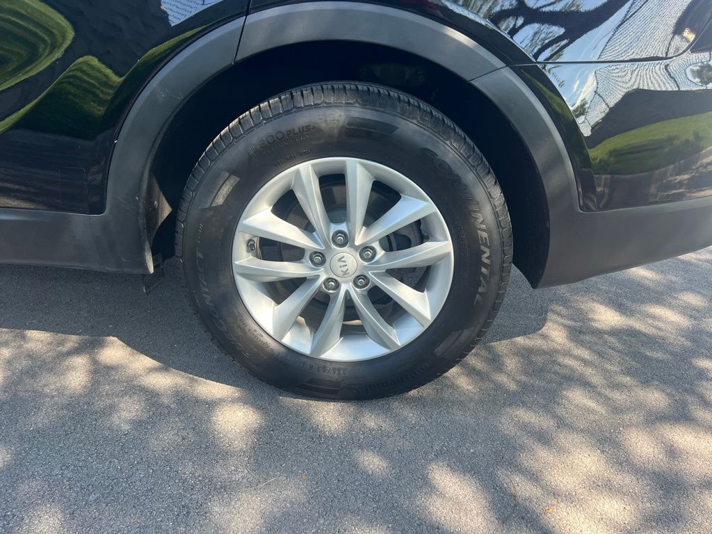 2017 Kia Sorento LX photo 10