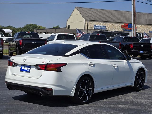 2024 Nissan Altima 2.5 SR photo 8