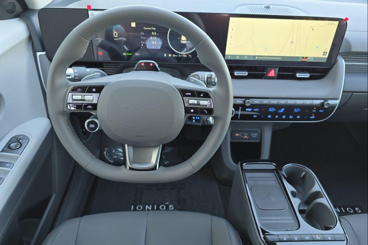 2025 Hyundai Ioniq 5 SEL photo 12