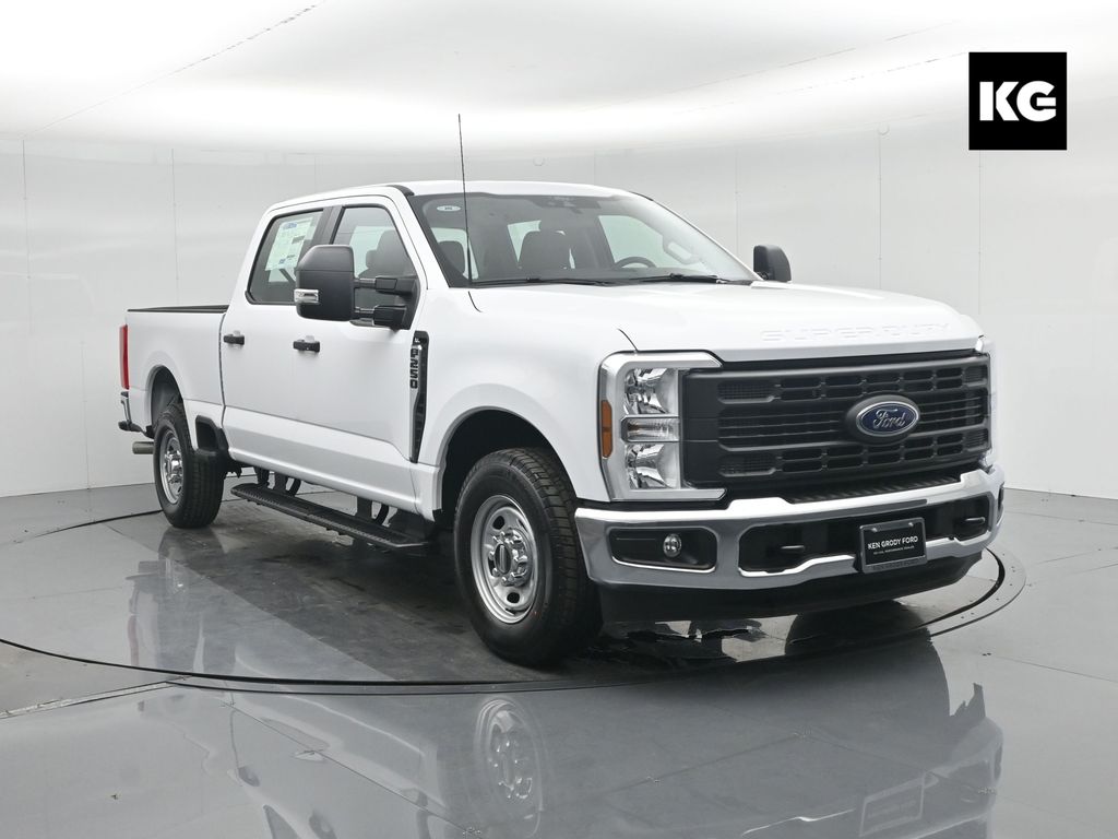 2026 Ford F-250 Super Duty XL's photo