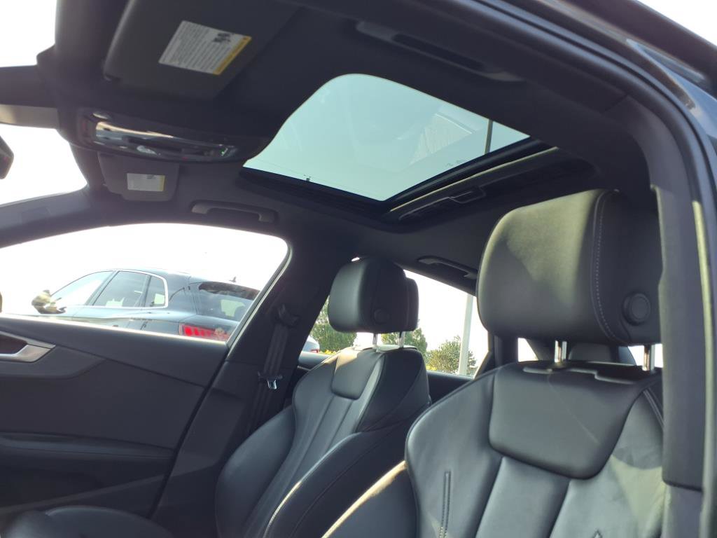 2023 Audi A4 S line Quattro Premium Plus photo 18